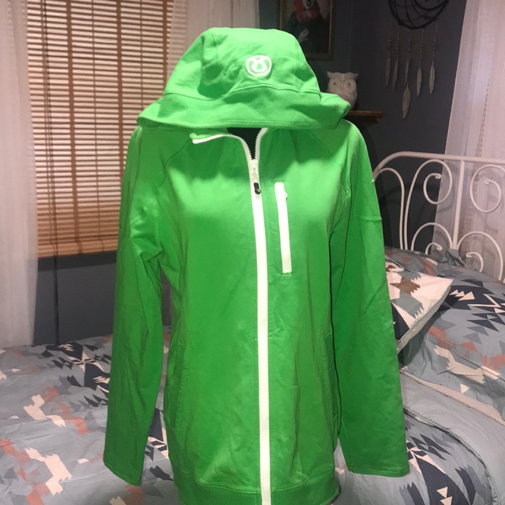 Lululemon hoodie, pet free smoke free home. Bright green